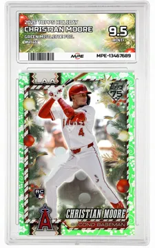 2026 TOPPS HOLIDAY GREEN MISTLETOE FOIL #H146 CHRISTIAN MOORE MPE 9.5 MINT+ — graded card up for auction